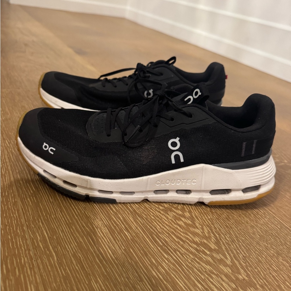 ON sneakers, black and white - Picture 2 of 8